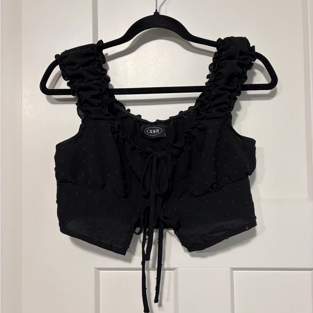 Cider Black Ruffle Tie-Front Crop Top. Size S